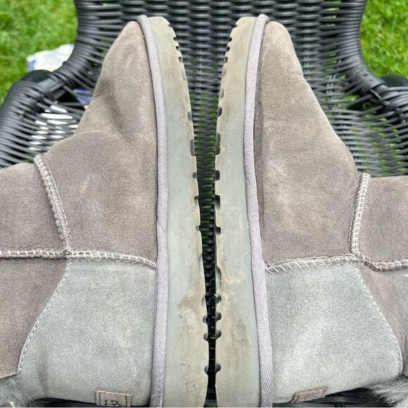 UGG Mini Bailey Bow II Boot Grey women’s Size 10 (US) - Picture 13 of 16
